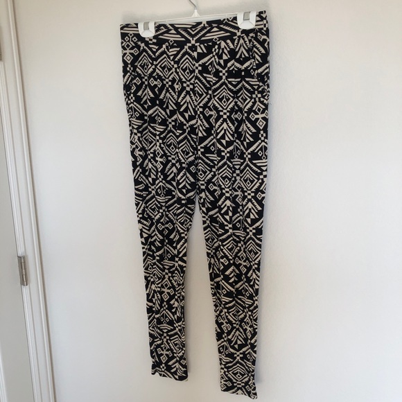 Forever 21 Boho Aztec Stretchy Pants - Picture 2 of 10